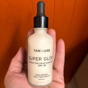TAN-LUXE Super Glow Hyaluronic Self-Tan Serum SPF 30 – Cream